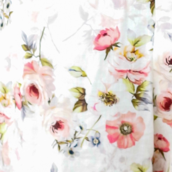 2 - FLORAL LONG SLEEVE ROMPER - Picture 8 of 9